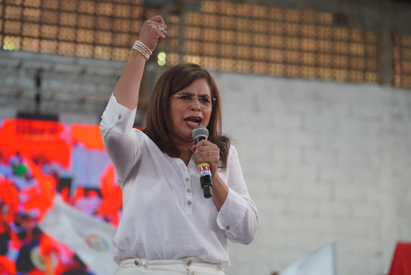 Rixi Moncada’s confrontation with the churches: what does it mean for the elections in five months?