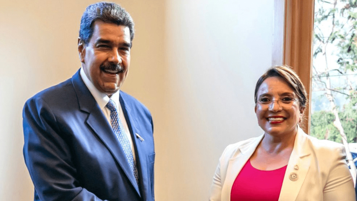 Analyzing the political consequences of Maduro’s fall for LIBRE in Honduras