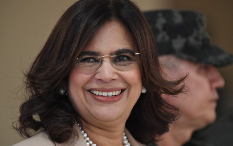 Honduras Faces Economic Alarm as Rixi Moncada’s Support Dips