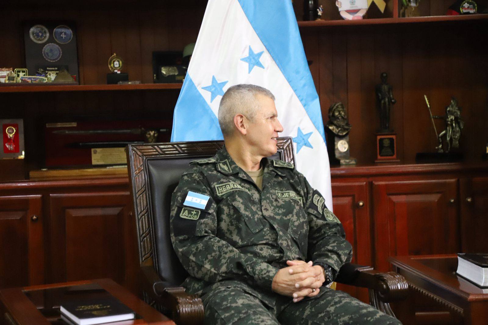 Military Chief Backs LIBRE’s Call for Constituent Assembly