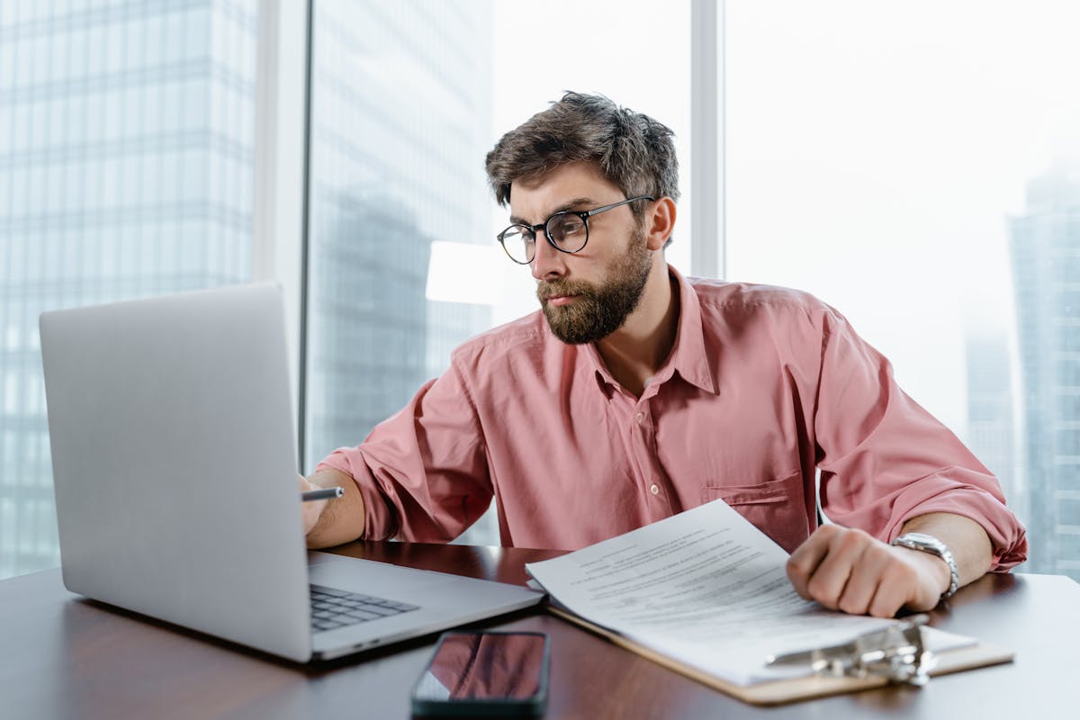 Detecting corrupt practices within a company: A guide